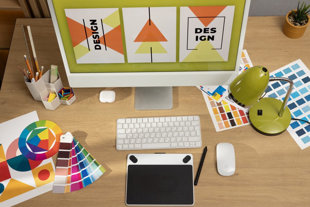 Design elements on top of a desktop